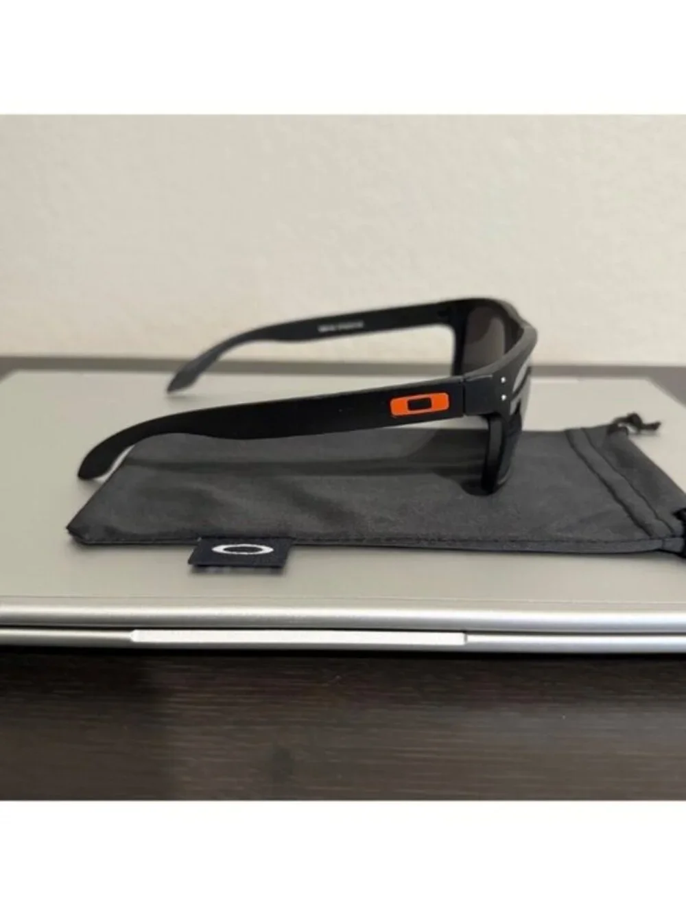 OO9102 Oakley Holbrook Silver Reflective Lenses - Picture 4 of 7
